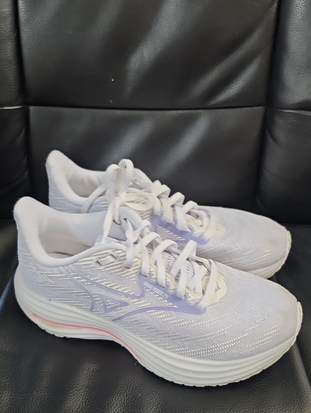 Mizuno Light Lavender Women's Running Shoes